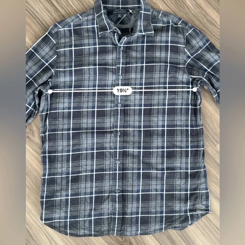 Men’s Banana Republic button‎ down